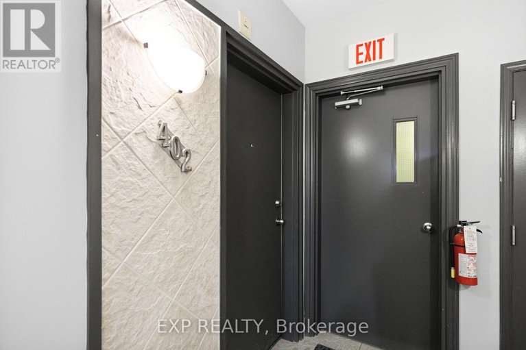 29479997/402-711-churchill-avenue/westborohampton-park/ottawa/ontario/K1Z5G6_4