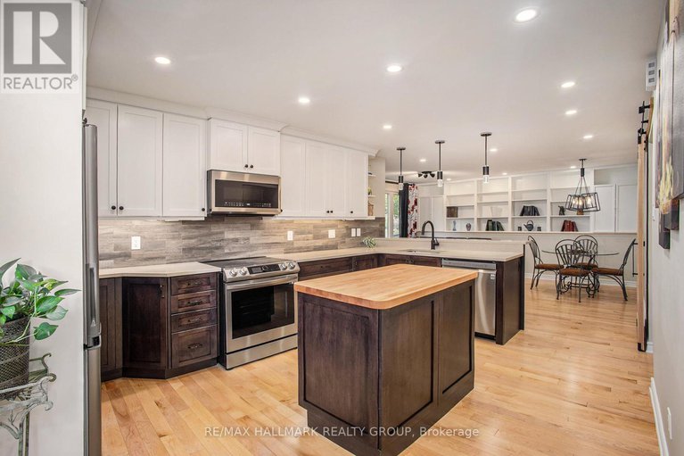 28317250/199-old-colony-road/glencairnhazeldean/ottawa/ontario/K2L1M6_8