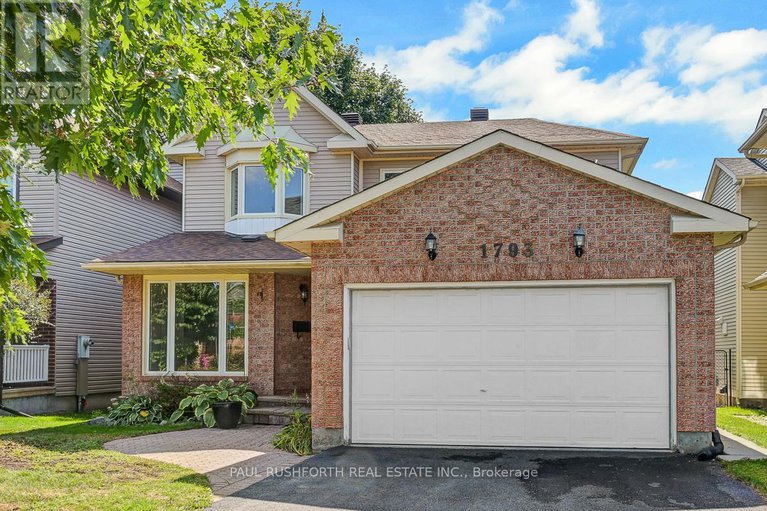 28843560/1793-hunters-run-drive/chapel-hill/ottawa/ontario/K1C6X3_1