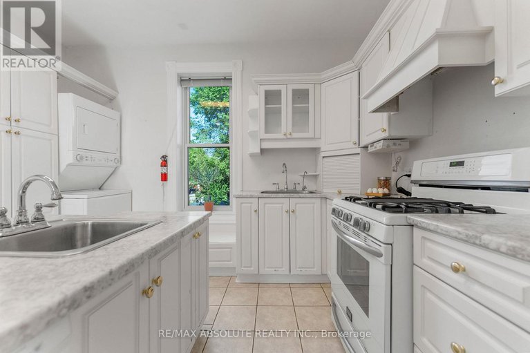 28469418/167-macfarlane-street/pakenham/mississippi-mills/ontario/K0A2X0_12
