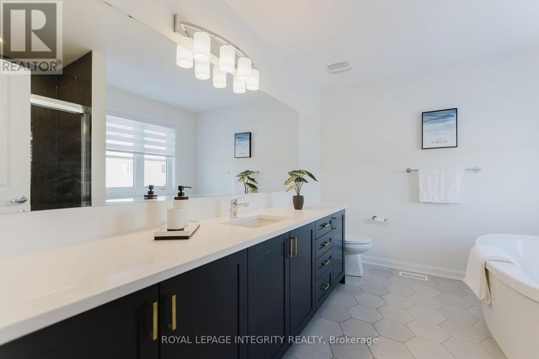 29273389/850-cappamore-drive/half-moon-bay/ottawa/ontario/K2C3H2_58