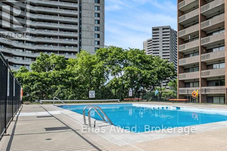 28369168/807-1100-ambleside-drive/woodroffe/ottawa/ontario/K2B8G6_16