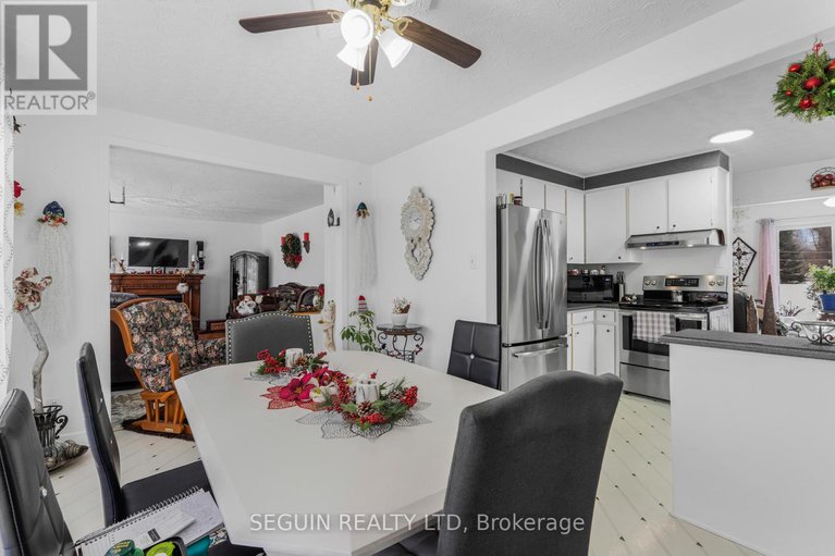 29159848/516-front-road/lorignal/champlain/ontario/K6A2T4_9