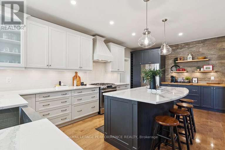 29049198/5-melva-avenue/blossom-parkkemp-parkfindlay-creek/ottawa/ontario/K1T3W9_8