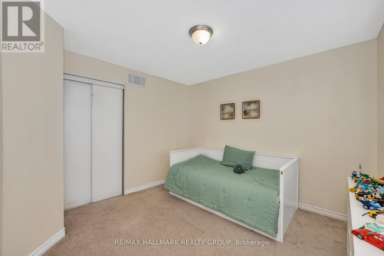 28619244/334-astelia-crescent/stittsville-north/ottawa/ontario/K2S0W7_16