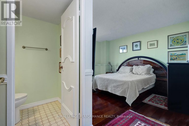 28285240/2105-2625-regina-street/lincoln-heights/ottawa/ontario/K2B5W8_13