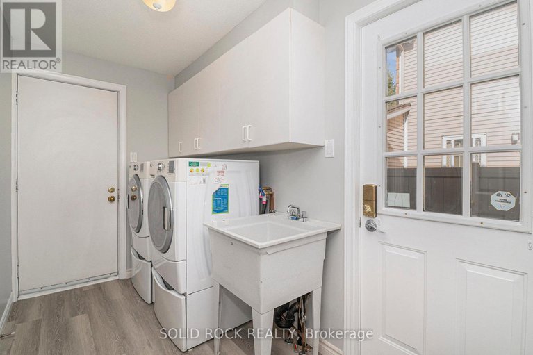 28813811/1674-sansonnet-street-s/chapel-hill/ottawa/ontario/K1C5Y6_35