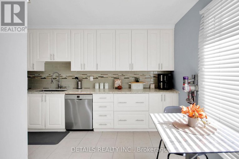 28975224/2-3575-downpatrick-road-e/windsor-park-village/ottawa/ontario/K1V8T3_7