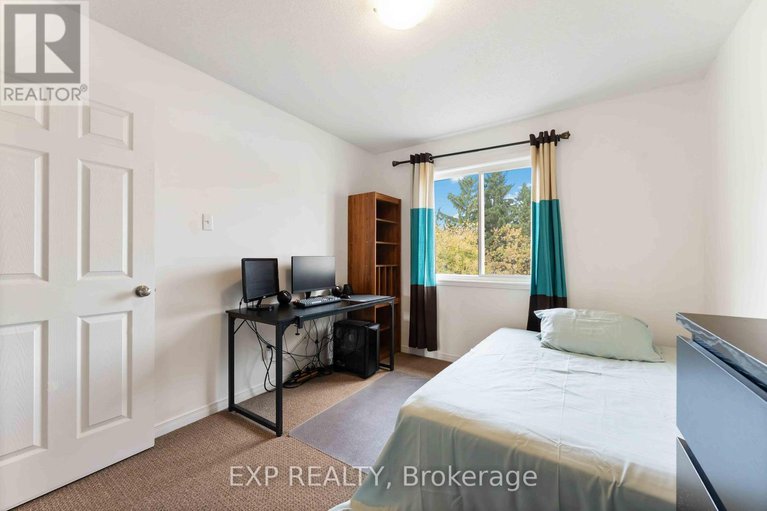 29220425/438-haresfield-court/riverside-southgloucester-glen/ottawa/ontario/K4M0B6_29