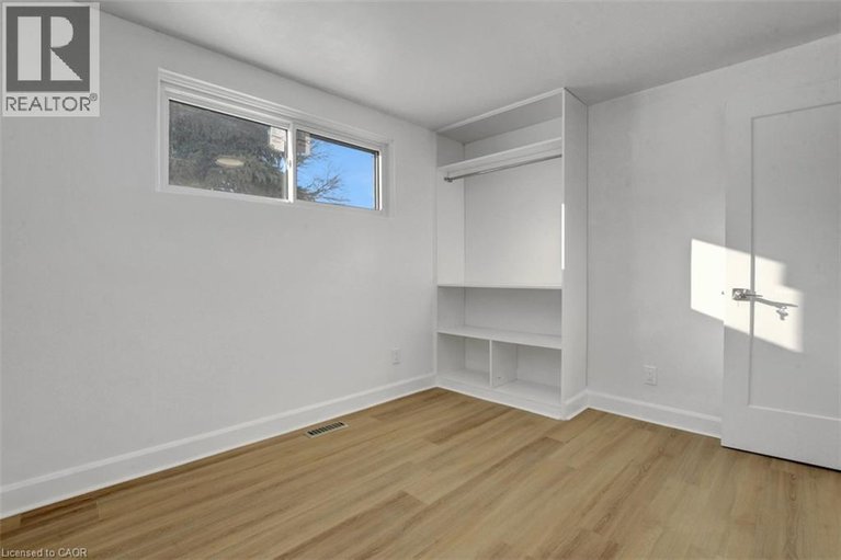 29413855/31-bellfield-street/ottawa/ontario/K2B6K7_28