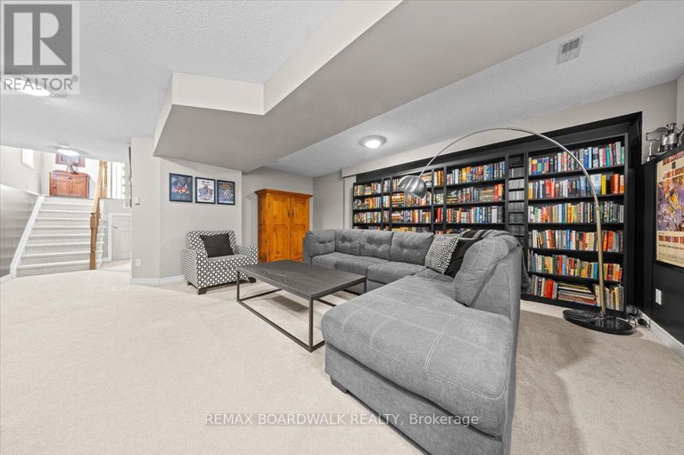 29434399/265-parkrose-private/chatelaine-village/ottawa/ontario/K4A0N8_49