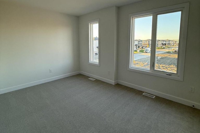 29172470/526-reflection-street/orleans-village/ottawa/ontario/K1W0S8_29