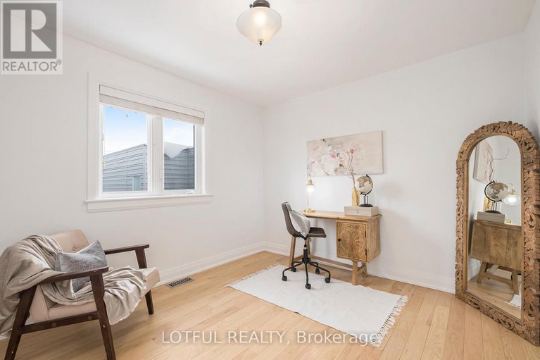 27948613/a-58-young-street/west-centre-town/ottawa/ontario/K1S3H9_20