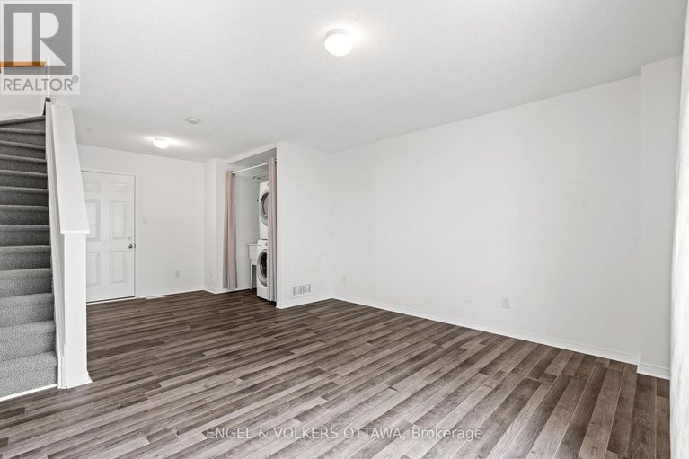 28991870/142-wharhol-private/westcliffe-estates/ottawa/ontario/K2H1G5_27