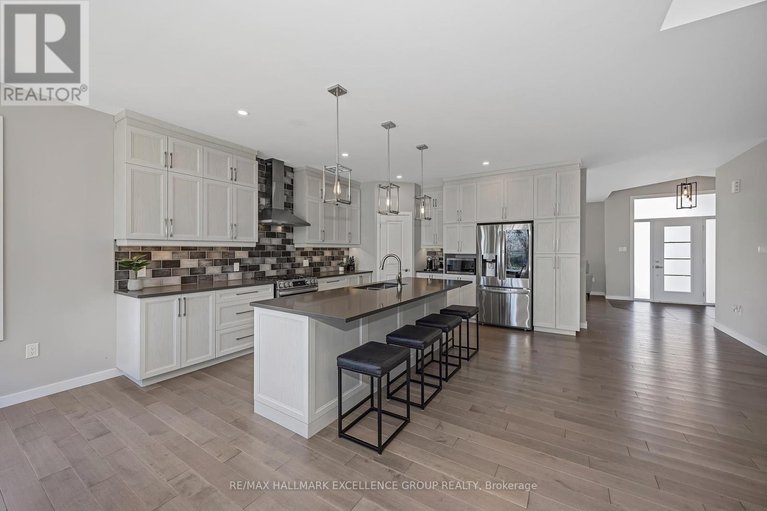 29663853/921-colette-street/clarencerockland-twp/clarence-rockland/ontario/K0A1E0_11