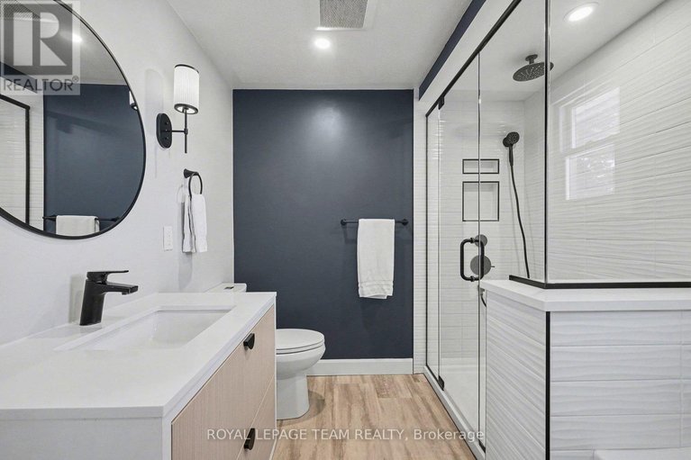 29319594/19-chanonhouse-drive/richmond/ottawa/ontario/K0A2Z0_16