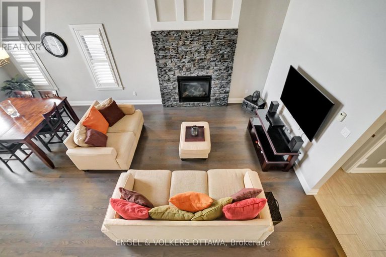 28893468/304-colmar-street/embrun/russell/ontario/K0A1W0_10