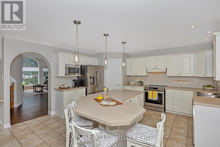 28626253/3722-mountain-meadows-crescent-n/riverside-southgloucester-glen/ottawa/ontario/K1V1V7_11