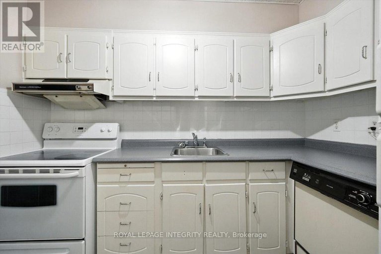 29038644/109-158a-mcarthur-avenue/vanier/ottawa/ontario/K1L7E7_18