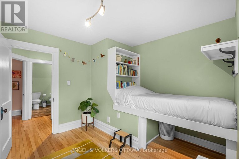 28594730/5-raleigh-street/old-ottawa-south/ottawa/ontario/K1S3C3_25