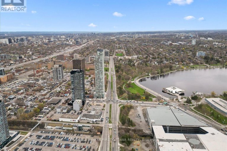29690359/308-100-champagne-avenue/west-centre-town/ottawa/ontario/K1S4P4_34