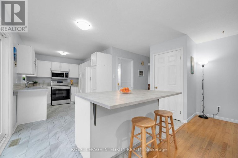 29119539/268-mceachern-crescent/bilberry-creekqueenswood-heights/ottawa/ontario/K1E3K5_12