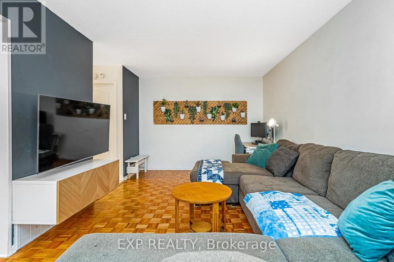 28513626/78-837-eastvale-drive/beaconwood/ottawa/ontario/K1J7T5_3
