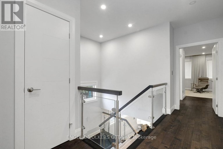 28934389/305-westhill-avenue/westborohampton-park/ottawa/ontario/K1Z7H7_24