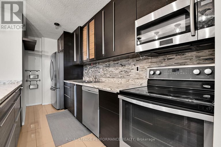 29621619/1102-1785-frobisher-lane/riverview-park/ottawa/ontario/K1G3T7_14