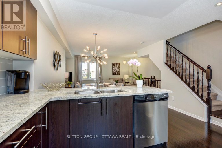 28593459/408-sadar-private/cedargrovefraserdale/ottawa/ontario/K2J3T3_23