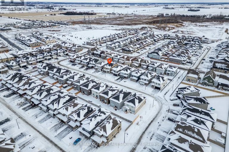 29223137/886-sendero-way/remainder-of-stittsville-area/ottawa/ontario/K2S2W8_31