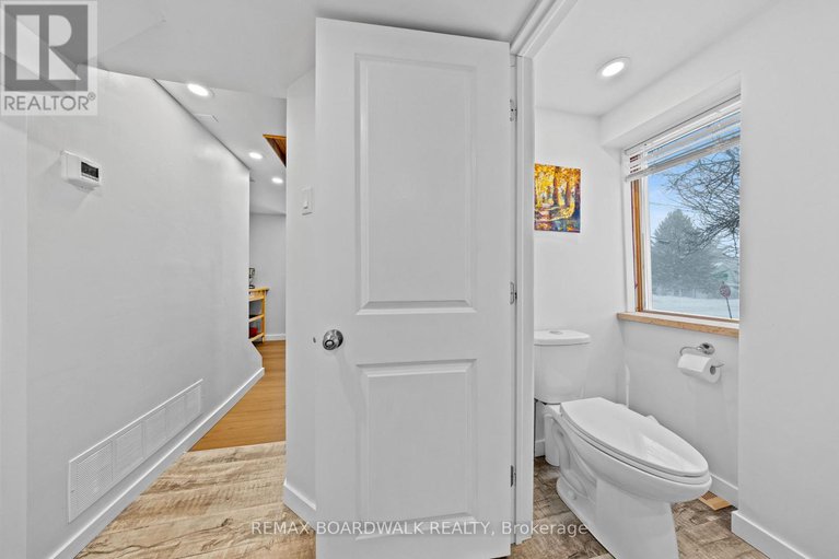 29404062/216-augusta-street/almonte/mississippi-mills/ontario/K0A1A0_19