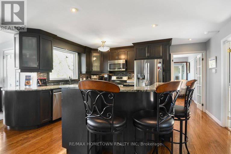 28934501/1435-county-road-2-road/augusta-twp/augusta/ontario/K0E1T0_9