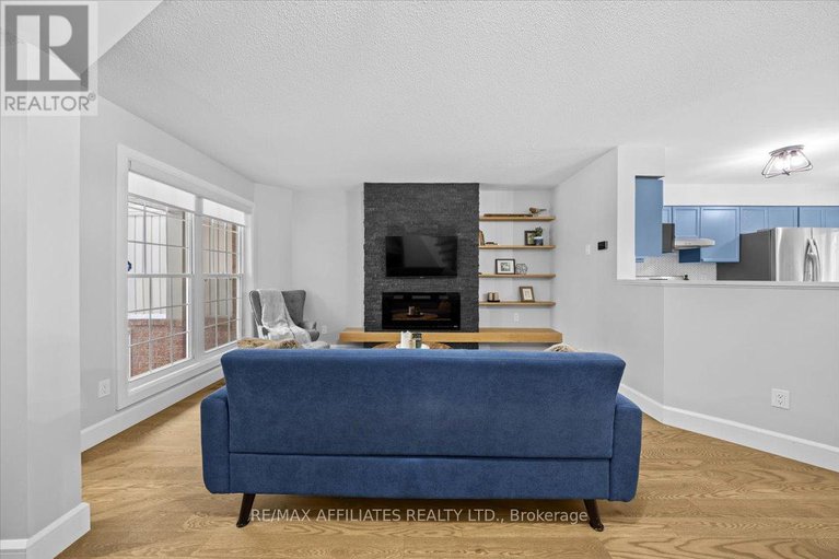 29171226/2065-breezewood-street/springridgeeast-village/ottawa/ontario/K4A4R8_6