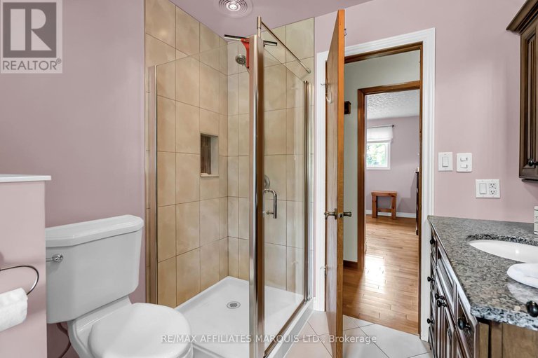 28494873/18227-oak-drive/south-glengarry-charlottenburgh-twp/south-glengarry/ontario/K0C2J0_19