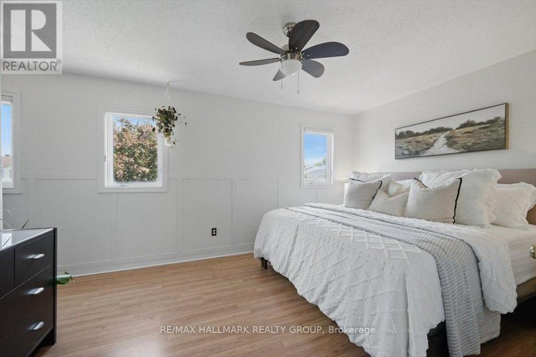 28376858/2083-sacramento-drive/fallingbrookgardenway-south/ottawa/ontario/K4A3L2_16