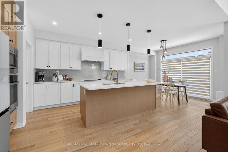 29359573/56-viceroy-mews/blossom-parkkemp-parkfindlay-creek/ottawa/ontario/K1X0J5_12