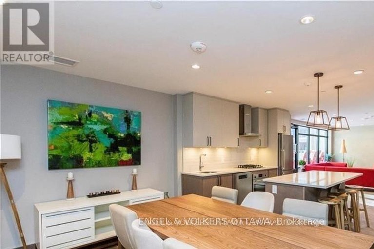 28643705/303-60-springhurst-avenue/ottawa-east/ottawa/ontario/K1S5V7_15