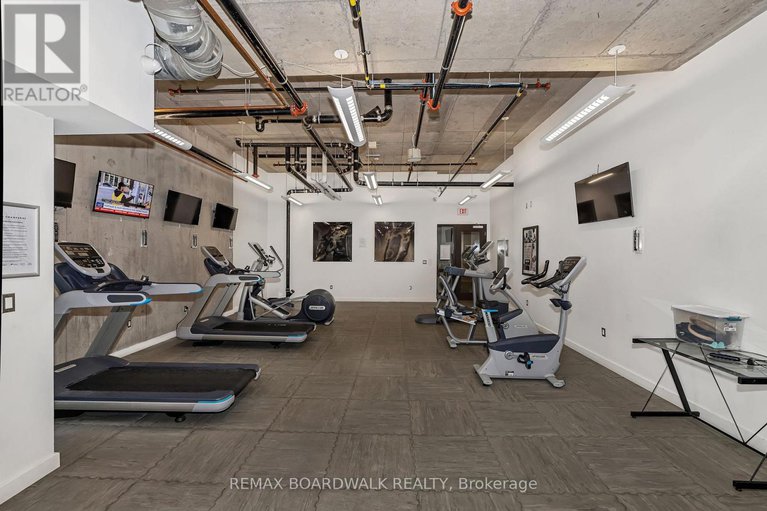 29214226/1807-111-champagne-avenue-s/west-centre-town/ottawa/ontario/K1S5V3_8