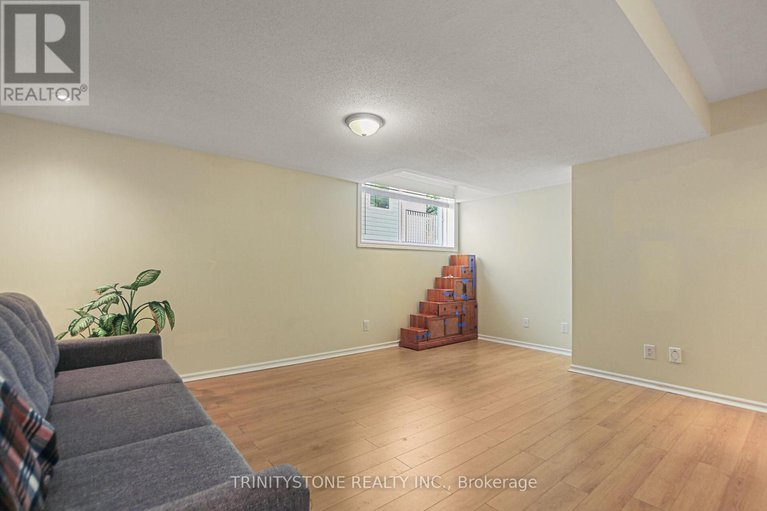 28552105/422-statewood-drive/morgans-grantsouth-march/ottawa/ontario/K2K0B7_37