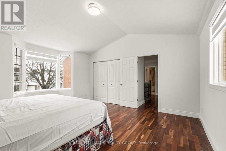 29429893/340-stoneway-drive/barrhaven-east/ottawa/ontario/K2G6G8_26