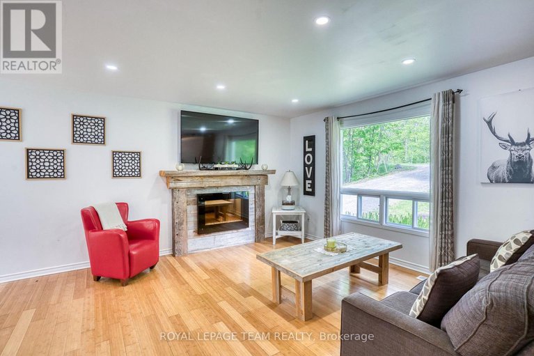 28363594/285-drummond-11-concession/drummond-n-elmsley-drummond-twp/drummondnorth-elmsley/ontario/K7C0C5_24