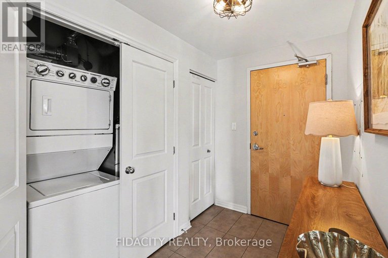 29602827/302-225-winterfell-private/hunt-club-park/ottawa/ontario/K1G4J1_7