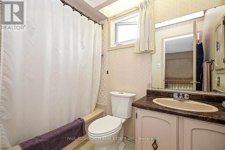 28886190/6351-viseneau-drive/chateauneuf/ottawa/ontario/K1C2G8_21