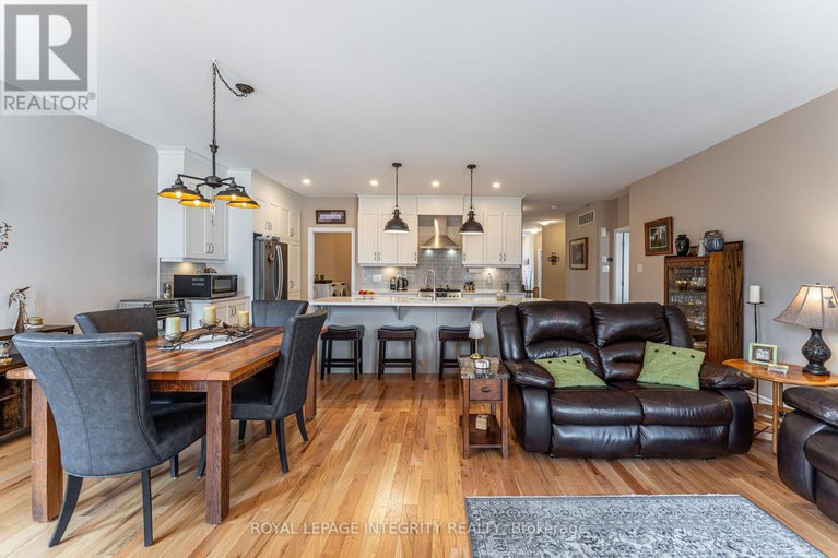 28726773/258-rue-de-letang-street/town-of-rockland/clarence-rockland/ontario/K4K0K1_26