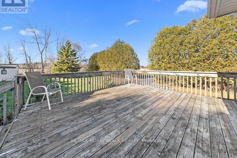 29519849/2462-dunning-road/cumberland-west/ottawa/ontario/K0A3E0_35