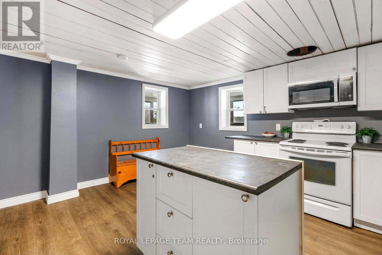 29093841/3542-beckstead-road/south-dundas-williamsburgh-twp/south-dundas/ontario/K0C1H0_17