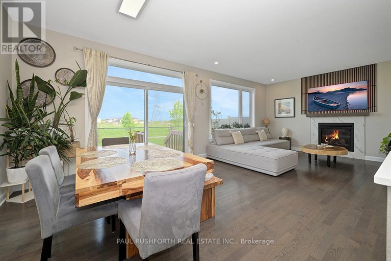 28567256/719-painted-sky-way/remainder-of-stittsville-area/ottawa/ontario/K2S2W7_11