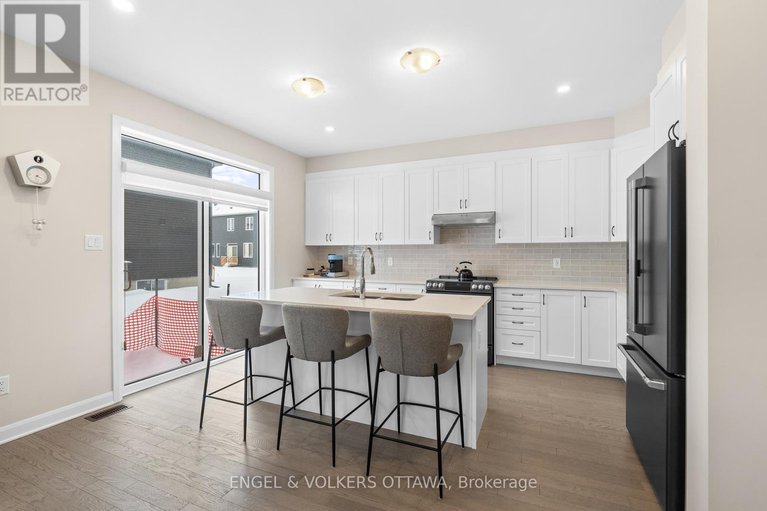 28163519/2053-wanderer-avenue/mahogany-community/ottawa/ontario/K4M0X1_11