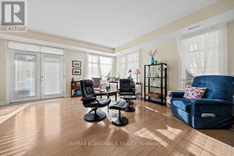 29538012/b102-210-janka-private/emerald-meadowstrailwest/ottawa/ontario/K2V0E6_11